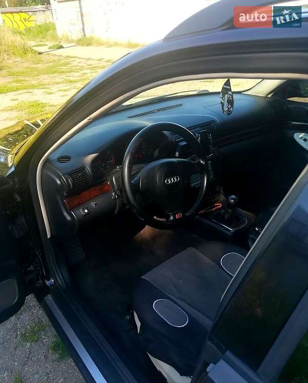 Универсал Audi A4 1999 в Харькове