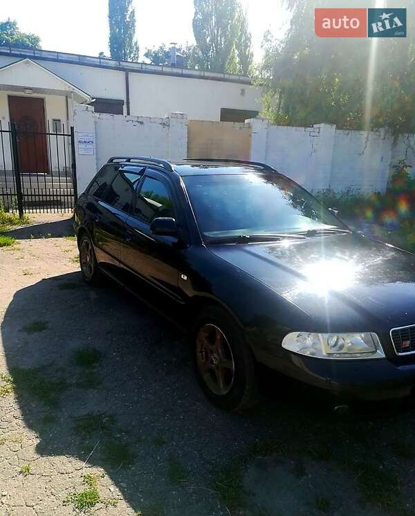 Универсал Audi A4 1999 в Харькове