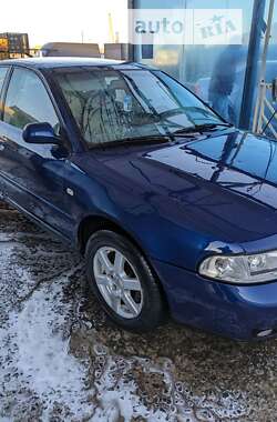 Седан Audi A4 2000 в Виноградові