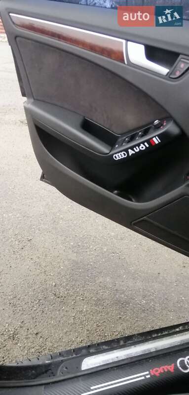 Седан Audi A4 2010 в Иванкове