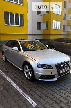 Седан Audi A4 2012 в Обухове