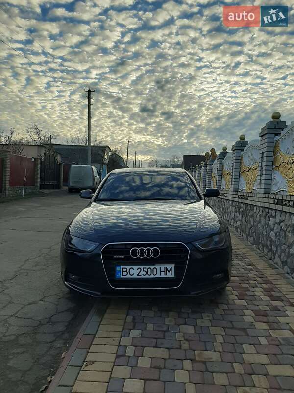 Седан Audi A4 2013 в Первомайске