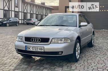 Седан Audi A4 1999 в 