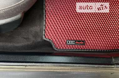 Седан Audi A4 1999 в 