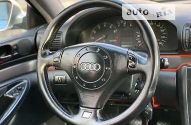 Седан Audi A4 1999 в 