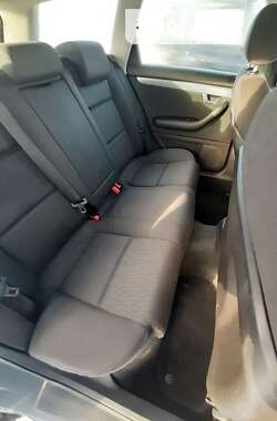 Универсал Audi A4 2004 в 