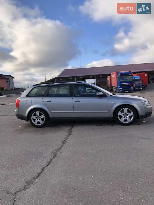 Универсал Audi A4 2002 в Сарнах