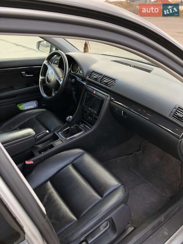 Универсал Audi A4 2002 в Сарнах