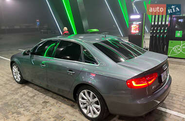 Седан Audi A4 2013 в Одесі