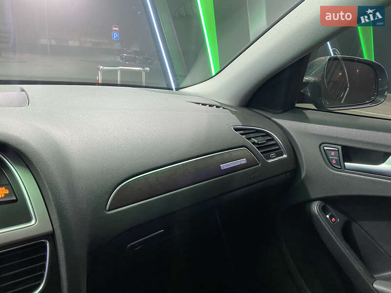 Седан Audi A4 2013 в Одессе