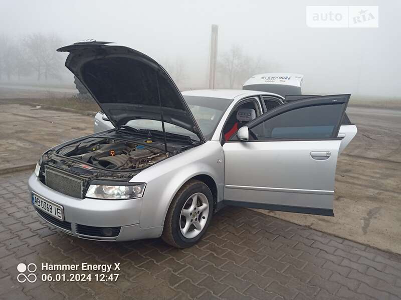 Седан Audi A4 2001 в Крижополі