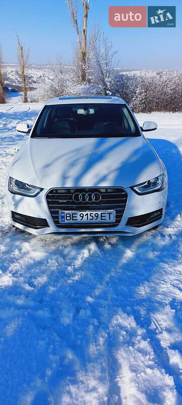 Седан Audi A4 2013 в Южноукраинске