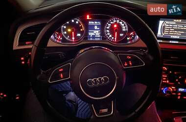 Седан Audi A4 2015 в Ровно