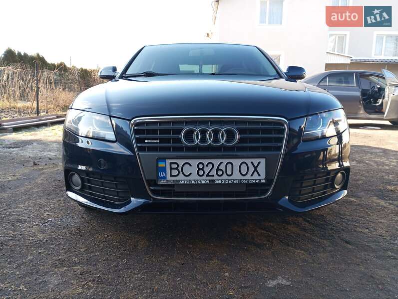 Седан Audi A4 2010 в Львове