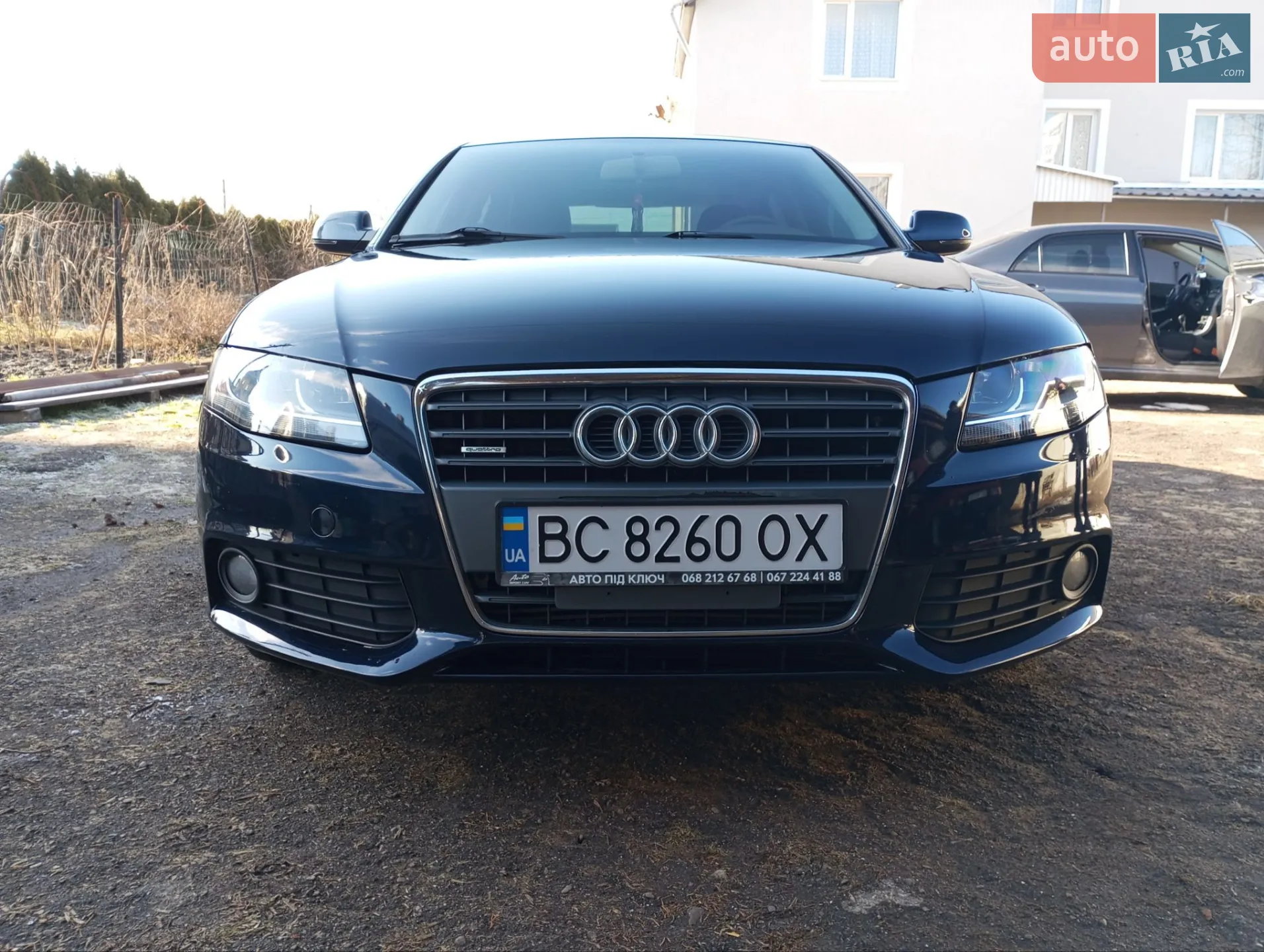 2010 Audi A4 - мініатюра 2
