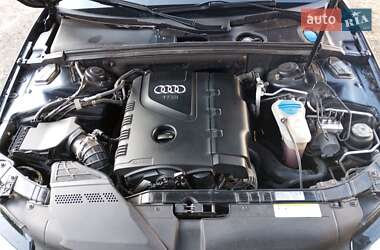 Седан Audi A4 2010 в Львове
