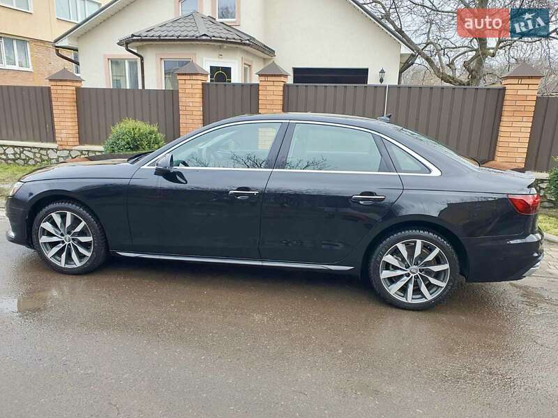 Седан Audi A4 2020 в Полтаве