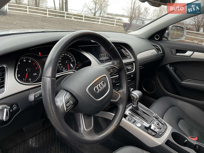 Седан Audi A4 2014 в Черкассах