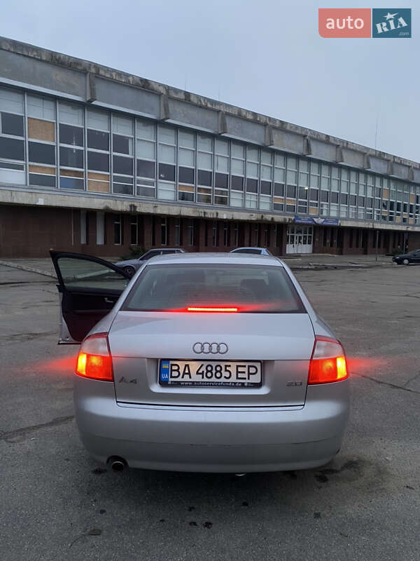 Седан Audi A4 2004 в Кропивницком