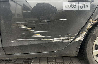Седан Audi A4 2012 в Дніпрі