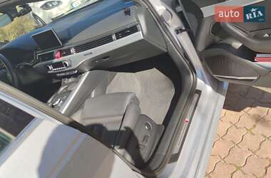 Седан Audi A4 2016 в Львове