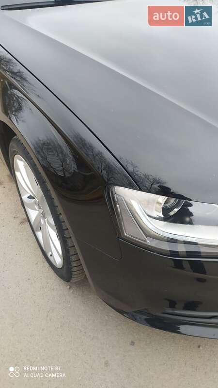 Седан Audi A4 2012 в Днепре