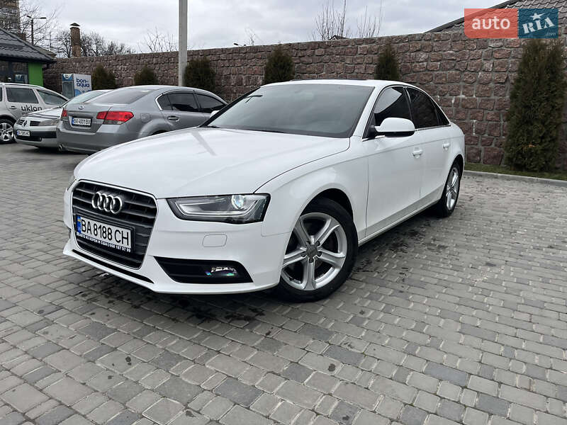 Audi A4 2014