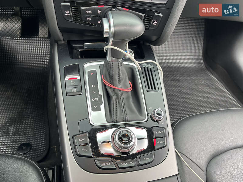 Седан Audi A4 2014 в Киеве