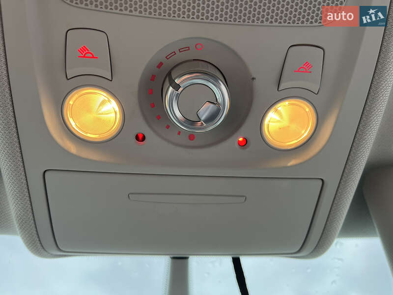 Седан Audi A4 2014 в Киеве