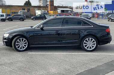 Седан Audi A4 2014 в Житомирі