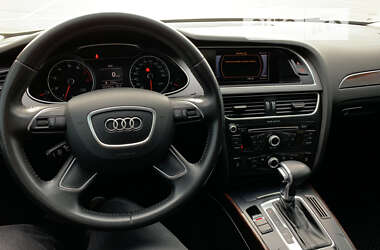 Седан Audi A4 2014 в Житомире