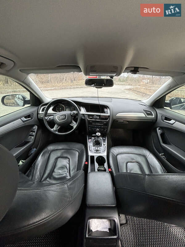 Универсал Audi A4 2014 в Звягеле