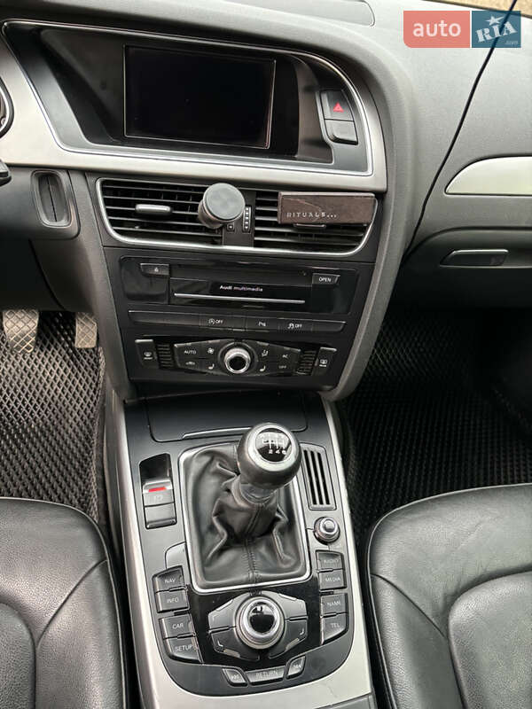 Универсал Audi A4 2014 в Звягеле