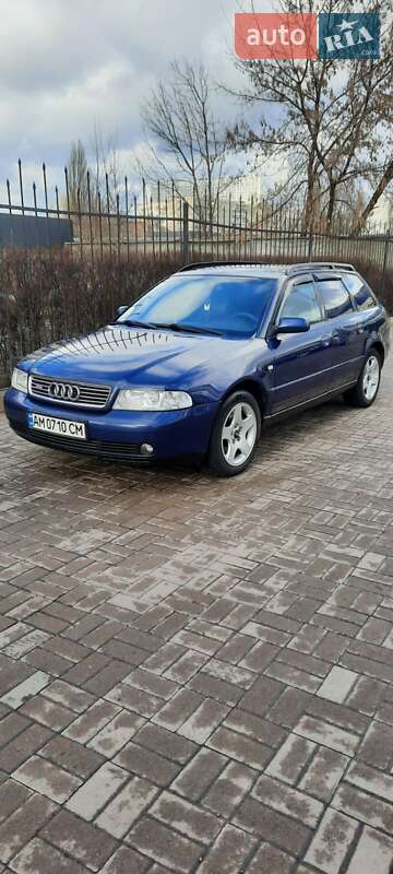 Універсал Audi A4 2001 в Києві