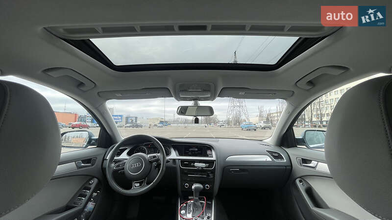 Седан Audi A4 2015 в Киеве