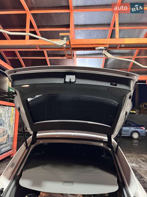 Универсал Audi A4 2015 в Новомосковске