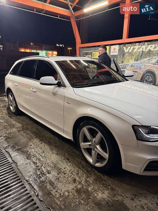 Универсал Audi A4 2015 в Новомосковске