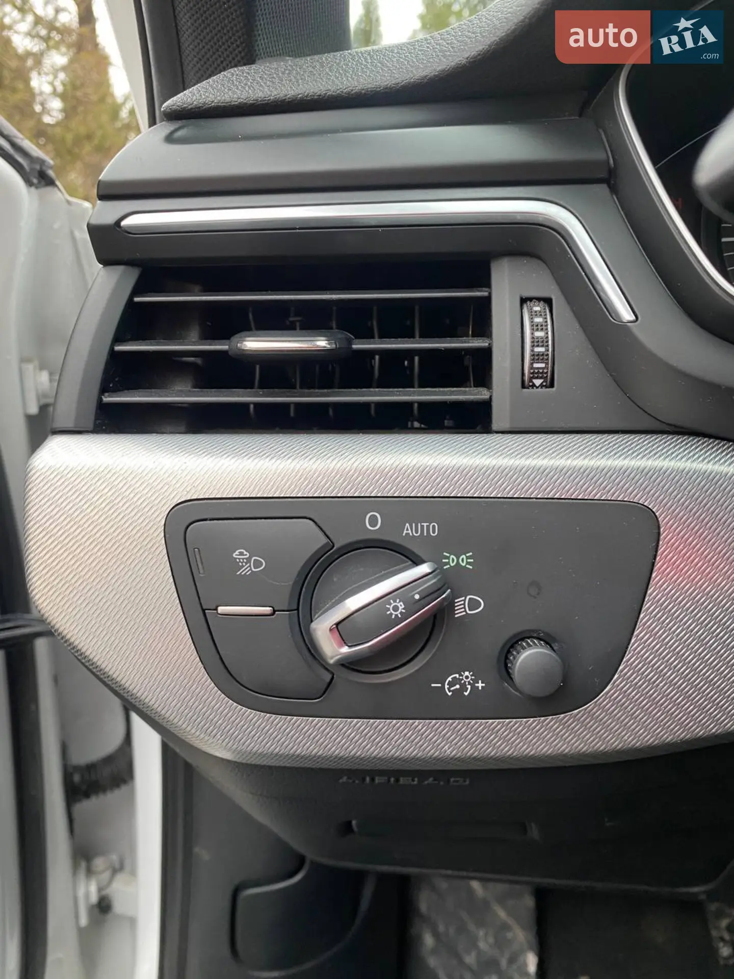2018 Audi A4 - мініатюра 47