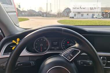Седан Audi A4 2013 в Демидовке