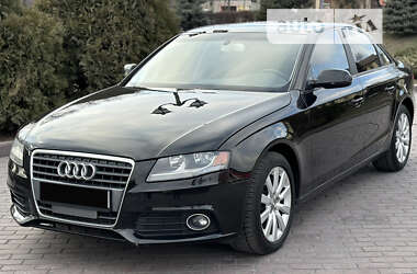 Седан Audi A4 2011 в Днепре