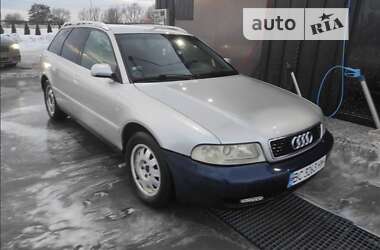 Универсал Audi A4 1999 в Яворове