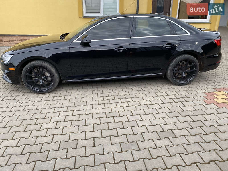 Седан Audi A4 2016 в Самборе