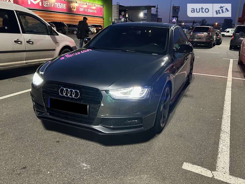 Седан Audi A4 2015 в Киеве