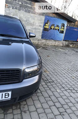 Універсал Audi A4 2002 в Долині