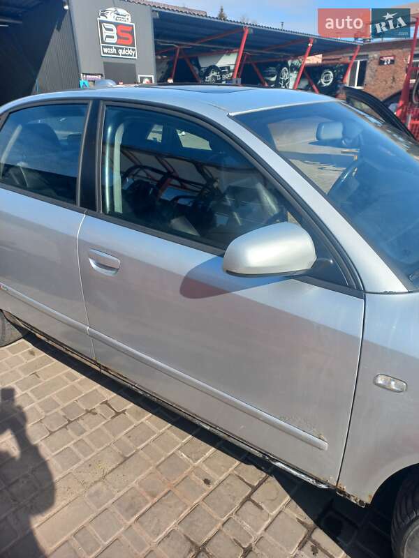 Седан Audi A4 2004 в Кривом Роге фото 8 Седан Audi A4 2004 в Кривом Роге