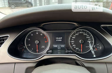 Седан Audi A4 2012 в Ивано-Франковске