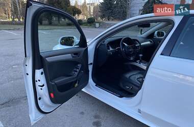 Седан Audi A4 2015 в 