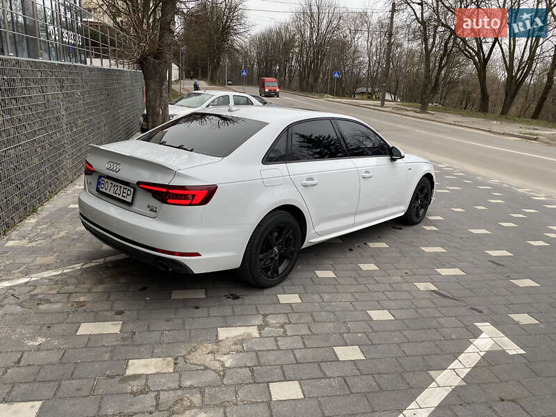 Седан Audi A4 2018 в Тернополе