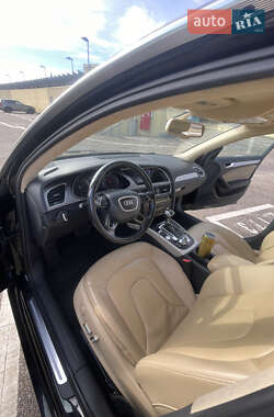 Седан Audi A4 2013 в Тернополе