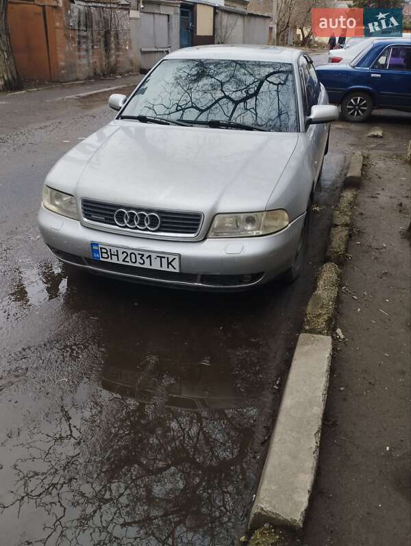 Audi A4 2000